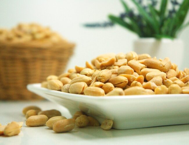 A földimogyoró-allergia ellenszere a nyálunkban rejtőzhet